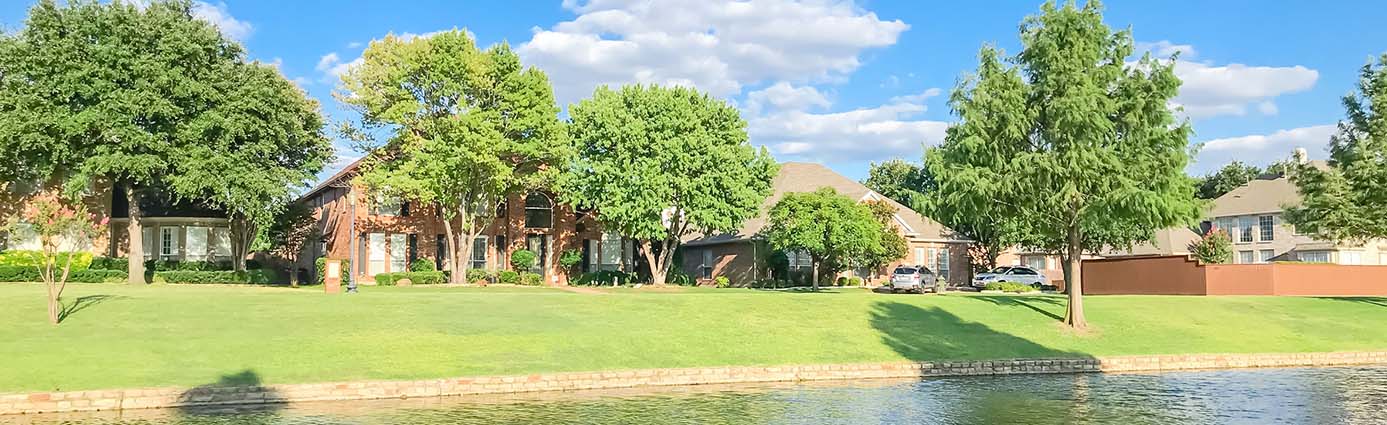 Homes in Texas on the water